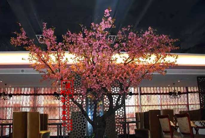仿真樹(shù)批發(fā)市場(chǎng)