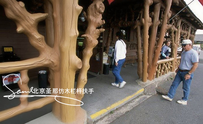 jimeng-2025-06-25-4459-正在施工制作的旅游區(qū)樓梯室外安全圍欄設(shè)計制作過程，美工正在施工制作，先用鋼筋焊接....jpeg